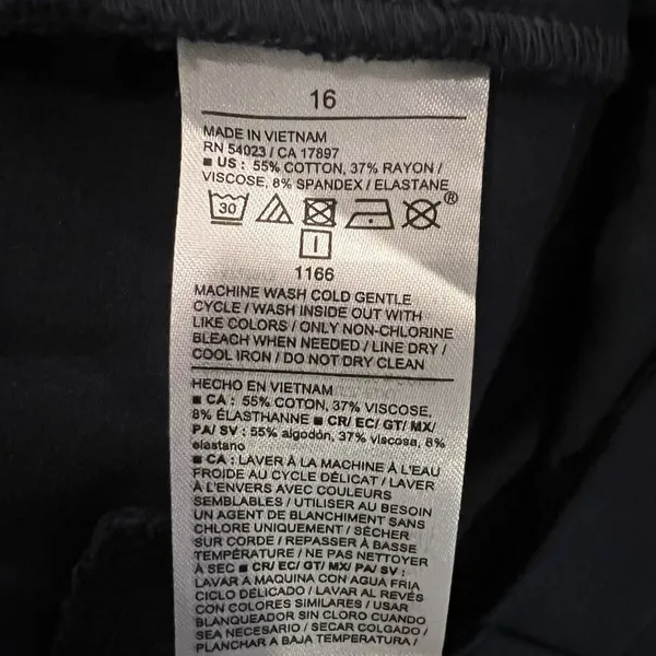 Old Navy‎ Women’s Pants 16 High Rise Pixie Skinny Navy Blue - Image 4