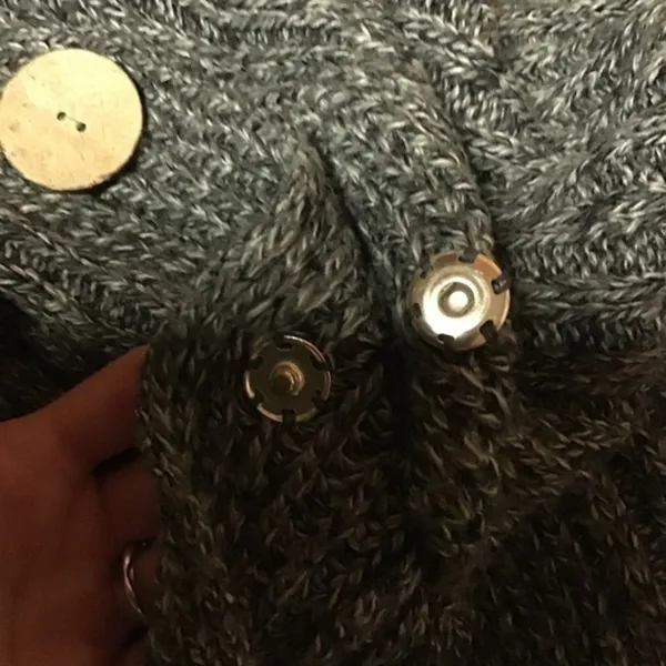 Vtg Gray Y2K hippie boho bell sleeve sweater - Image 2