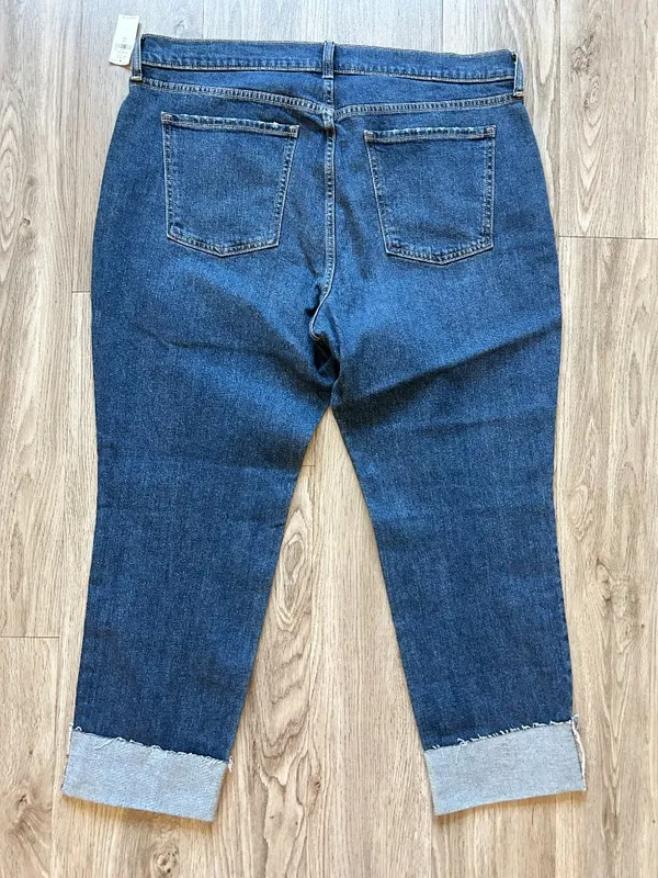 Old Navy Women's Mid Rise Boyfriend Dark Wash Jeans Size 16 Tall NWT - Image 8