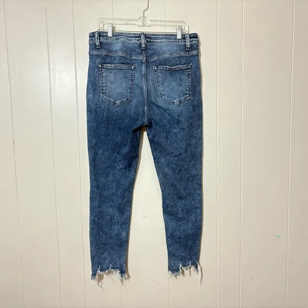 Vervet Flying Monkey Skinny Frayed Hem Distressed Y3524 Size 32 - Image 3