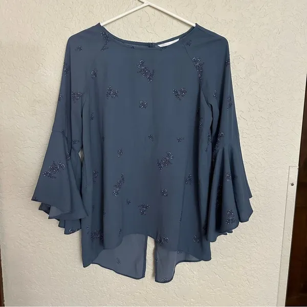 LC Lauren Conrad | Blue Floral High Low Bell Sleeve‎ Blouse Size Small - Image 6