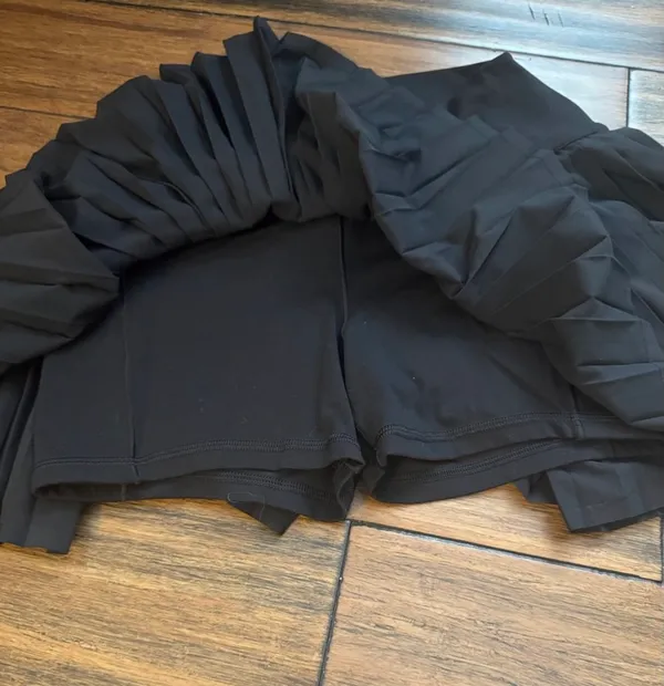 Offline By Aerie Your Serve True Black Pleated Skort - Image 4