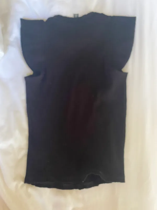 Indigo Black Ruffle Sleeveless Top - Image 3