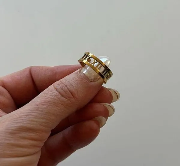 The Styled Collection Roman Ring Gold - Image 5