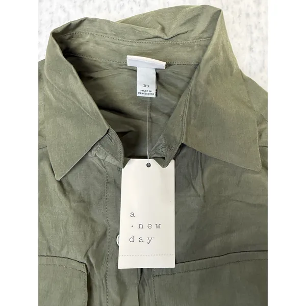 A New Day Womens XS Olive Green Utility Button Down Shirt Long Sleeve NWT.,. - Image 2