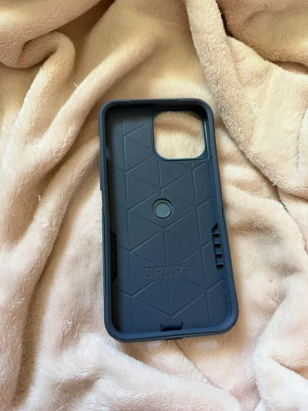 OtterBox iPhone 13 Pro Max Case - Image 2