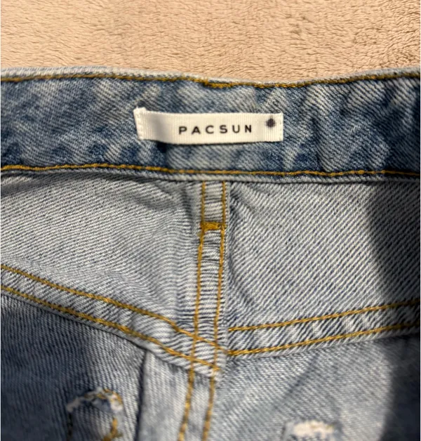 PacSun 90s Boyfriend Jeans Distressed - Image 5