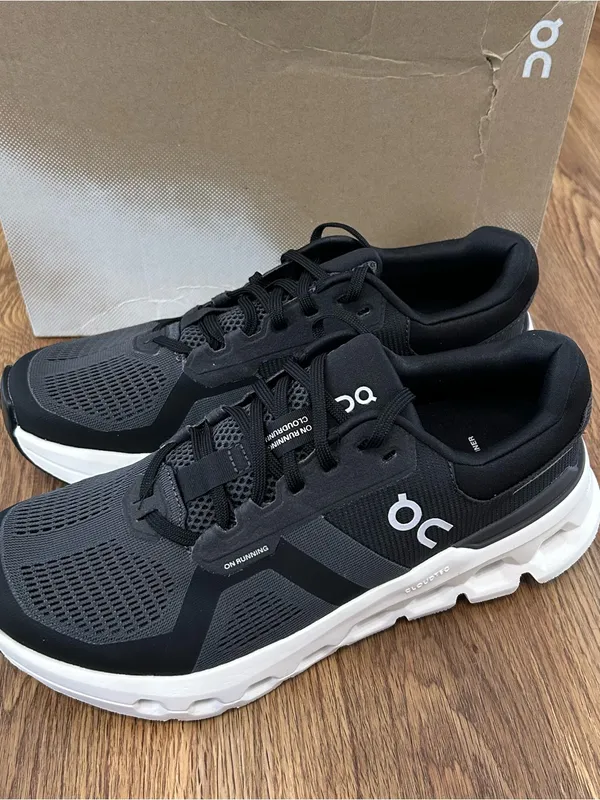 ON CLOUDRUNNER black athletic training running shoes sneakers women’s 8 new - Image 7
