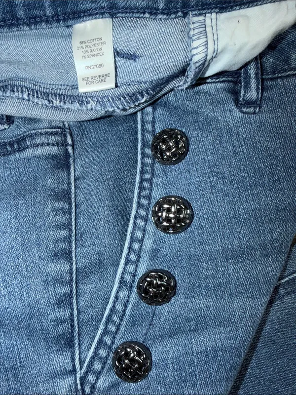 Cache Light Blue Flared Jeans with Decorative Buttons - Image 11