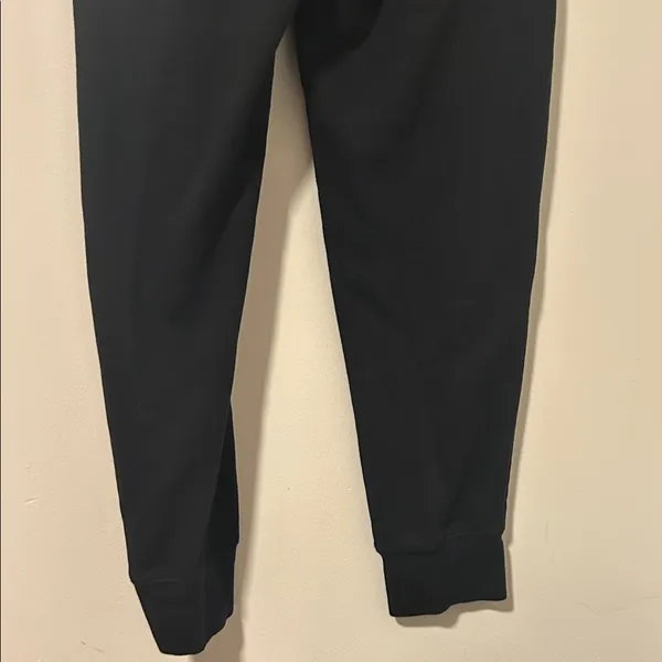 TNA by Aritzia Airy Fleece Cozy Comfy Black Jogger Sweatpants Size M Loungewear - Image 5