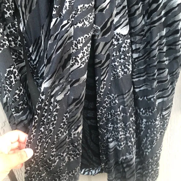 Chico's size 2 Button Front Cardigan Women Black Velvet Burnout Sheer zebra - Image 2
