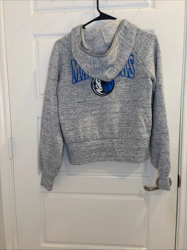 WEAR by Erin Andrews Dallas Mavericks Full Zip Hoodie Gray Small NBA - Image 4