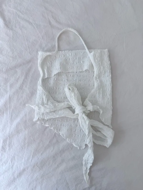 White Textured Tie Cropped V Halter Tank Top - Image 2