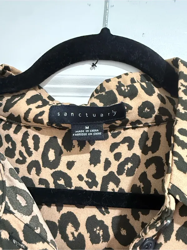 Sanctuary Leopard Print Tie-Front Button Down Shirt - Tan/Black - Image 2