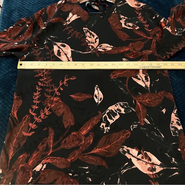 Aritzia Wilfred Charpont Dress‎ Open Back Dark Floral Black Burgundy Tie Sleeve - Image 15