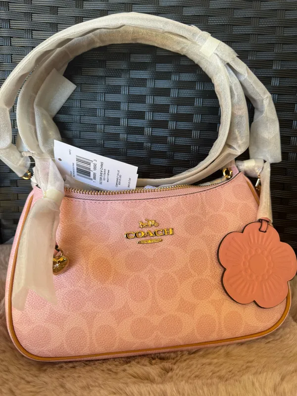 NWT Coach Gold Powder Pink Teri Shoulder Bag Signature with Charms CEA20 2026 - Image 6