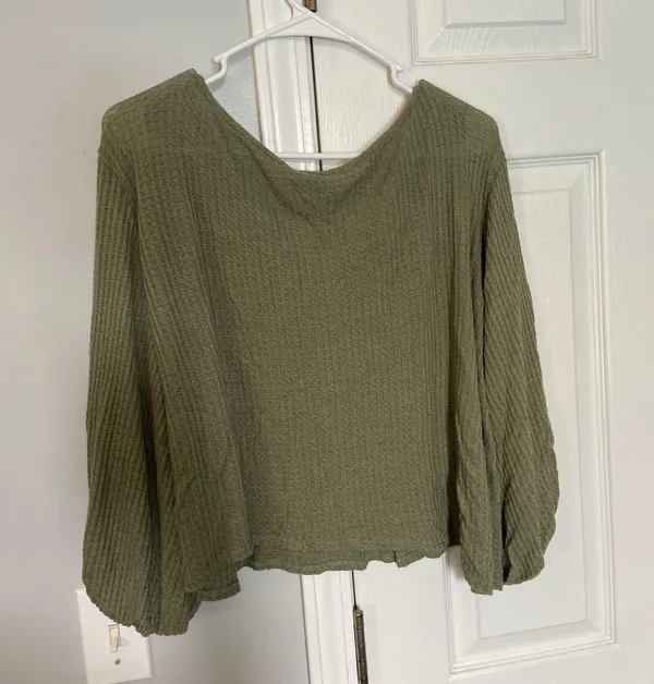 Green Drop Shoulder Top - Image 2
