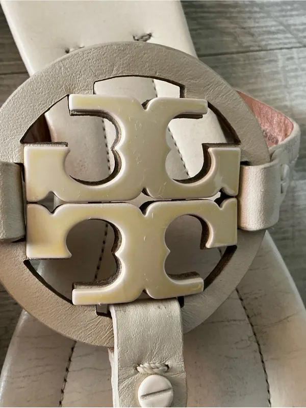 Tory Burch Miller Sandals in Light Beige Leather with Logo Medallion - Image 6