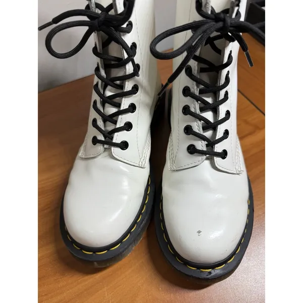 Dr. Martens 1460 Boots Womens Size 8/39 White Leather Ankle Combat Lace Up - Image 3
