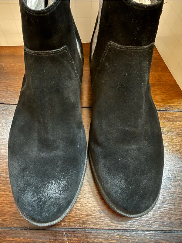 Vionic Water Repellent Suede Leather Chelsea Ankle Boots - Alana - Black 7.5 - Image 3