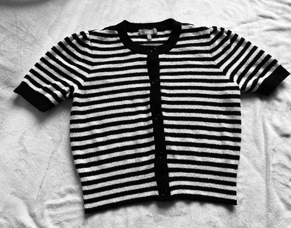 Marlet Black & White Short Sleeve Sweater - Image 2