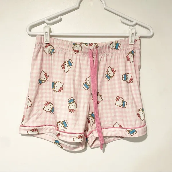 Hello Kitty Size Medium Pajama Set Pink Shorts Button Front Top‎ Ladies - Image 5
