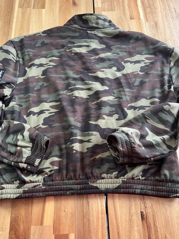 Justify Camo Quarter Zip Pullover Sweatshirt Size L Vibes Graphic - Image 6