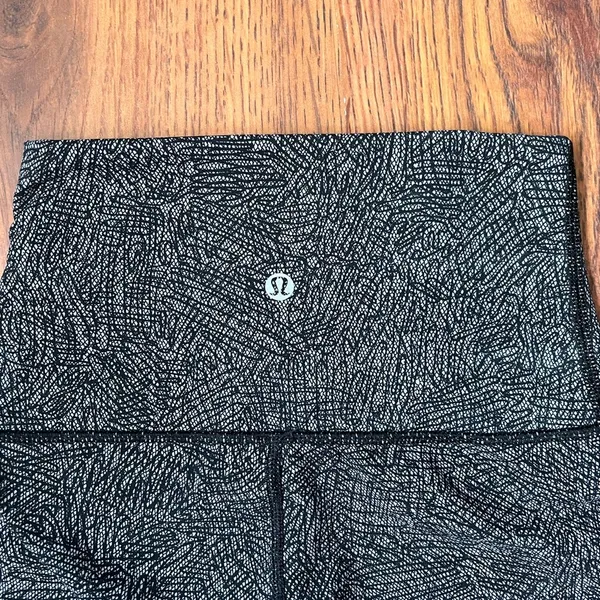 Lululemon leggings - Image 4