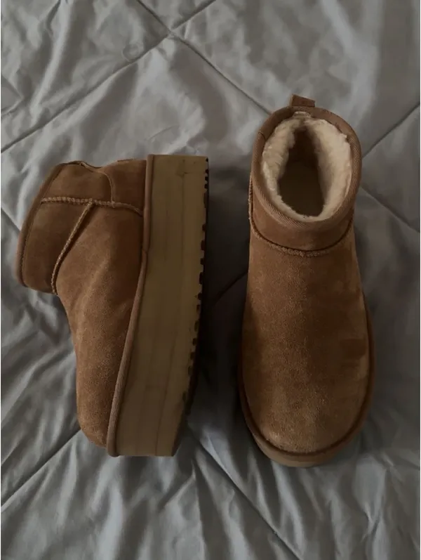 UGG Classic Ultra Mini Platform - Image 4