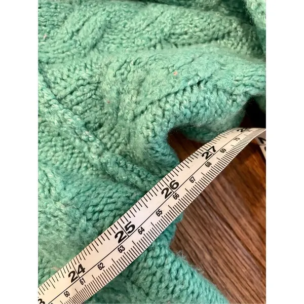 American Eagle cableknit green cropped hooded sweater - Image 5