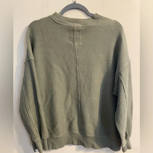 Aerie Getaway Oversized‎ Waffle Crewneck Sweatshirt Notched Hem Size XXS - Image 2
