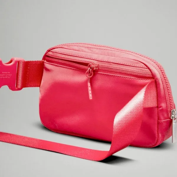 Lululemon Everywhere Belt Bag 1L Glaze Pink Unisex Fanny Pack Bag - Image 2
