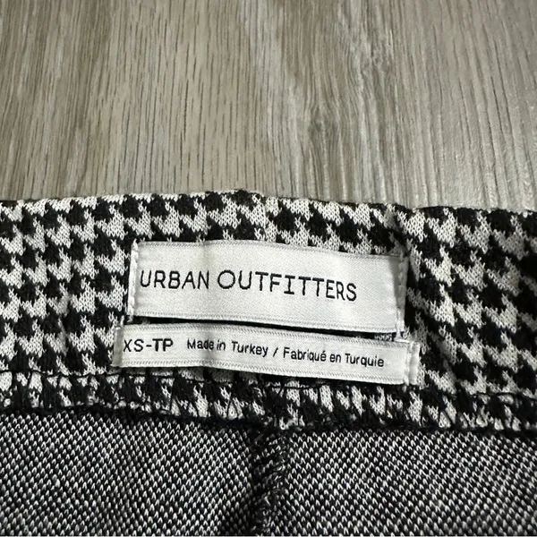 Urban Outfitters UO‎ Casey Houndstooth Plaid Kick Flare Pull-On Pants Sz XS - Image 8