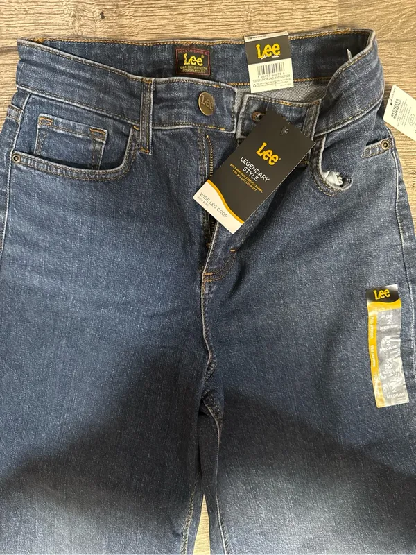 Lee Legendary Style High Rise Wide Leg Crop Jeans Size 2 Medium NWT - Image 5