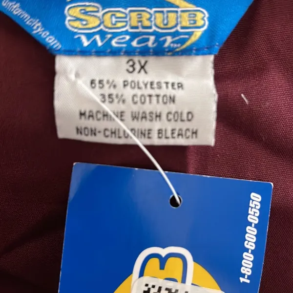 Sale! 🔥🔥 NEW! Scrubwear Scrub Top Size 3X - Image 3