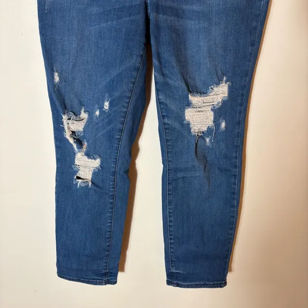 Judy Blue‎ Distressed Boyfriend High Rise Button Fly Jeans Size 7/28 - Image 3