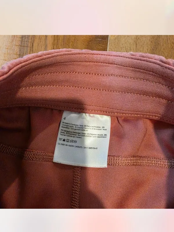 Lululemon Softstreme High-Rise Pants size 4 in dusty pink - Image 3