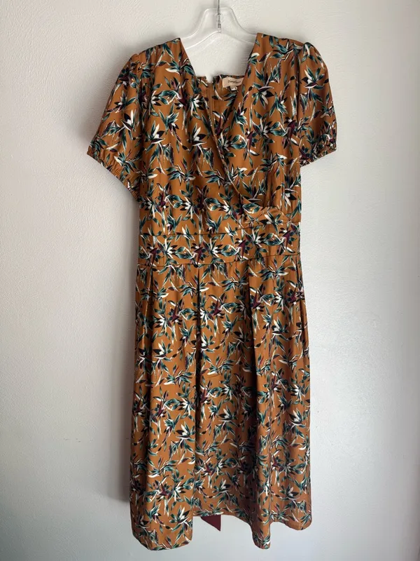 Timeless London 50's Caramel Brown Tropical Leaf Print Short Sleeve Pinup Dress - Image 4