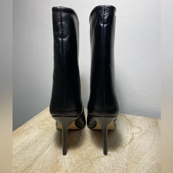 Stuart Weitzman rich leather stiletto boot / bootie size 5 black - Image 4