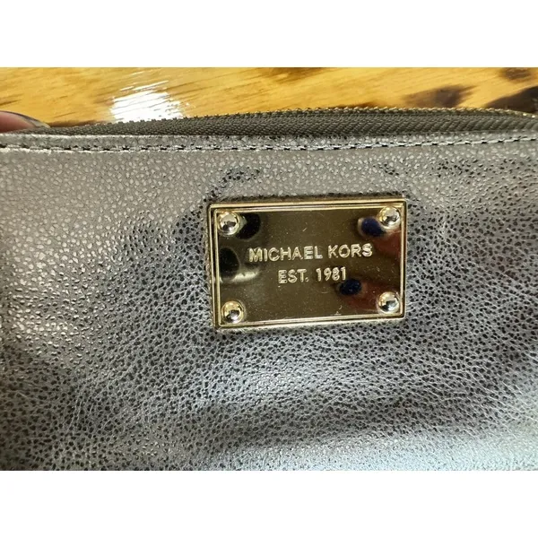 Michael Kors Women's Wallet‎ Gray Zip Around City Designer Preppy Classic Modern - Image 3