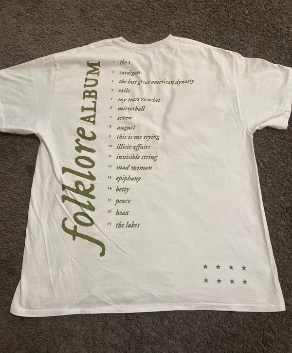 Urban Outfitters Taylor Swift Folklore Album Tee S/M - Image 6