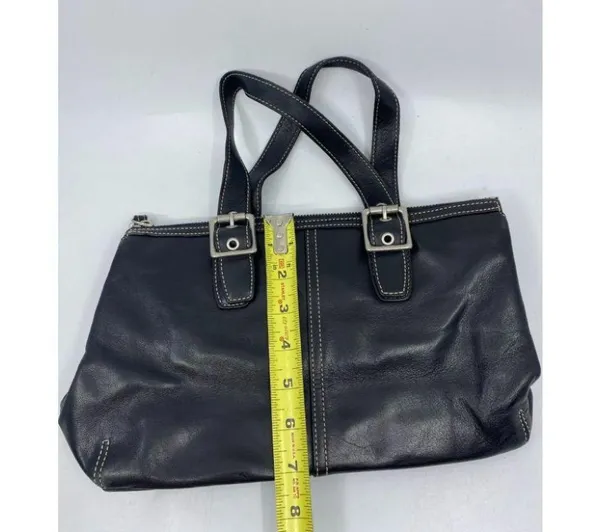 Coach Black Medium Leather Handbag - Image 4