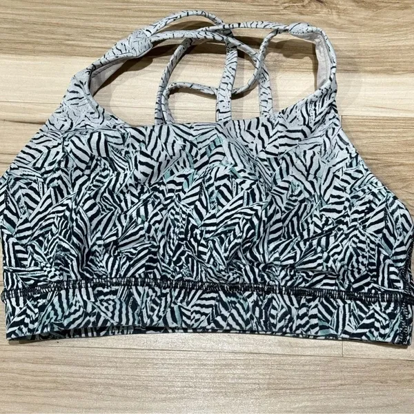 Lululemon x Janaina Milheiro Energy Sports Bra Women’s 4 - Image 4