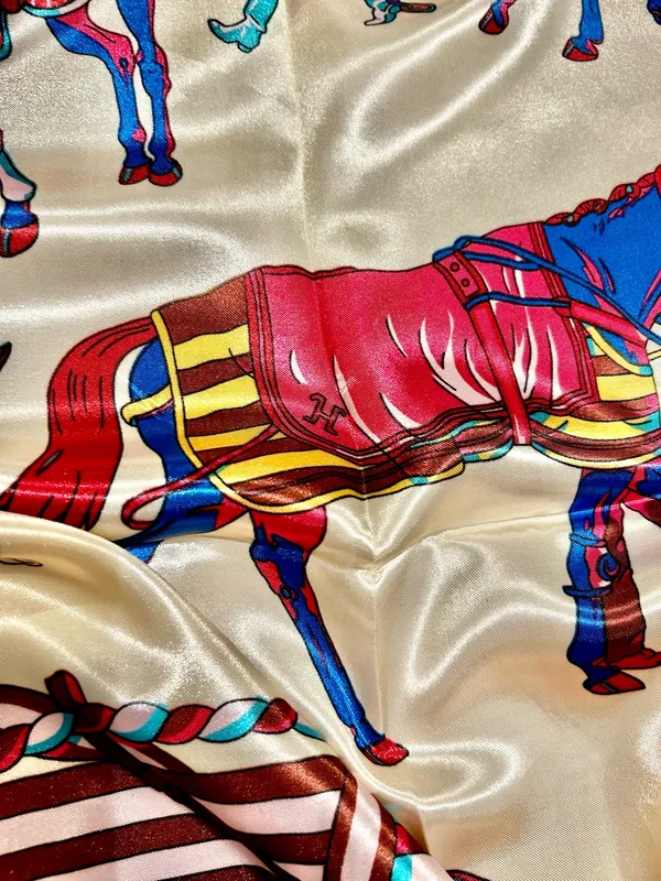Vintage classic EQUESTRIAN horses PRINT ORANGE/ off white SQUAR SILK SCARF 35/35 - Image 9