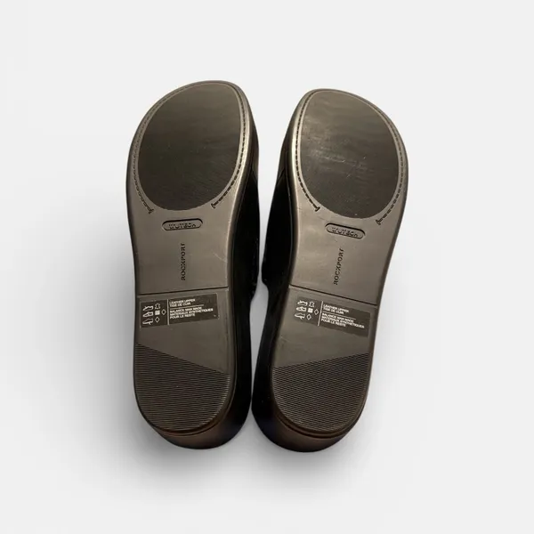 Rockport Women’s Black‎ leather Slide Sandals size 11 - Image 3