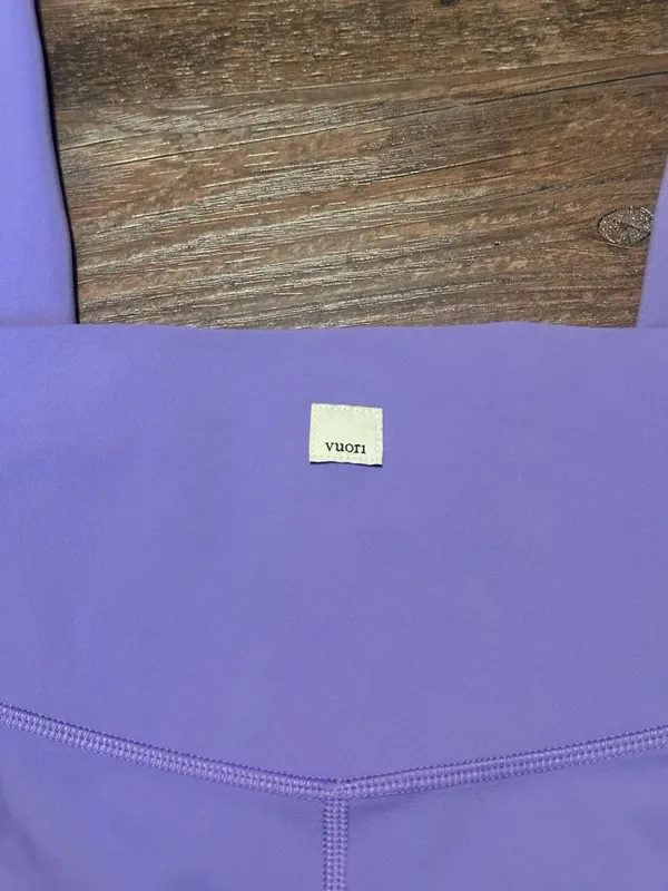 Vuori Purple Leggings With Pockets - Image 3