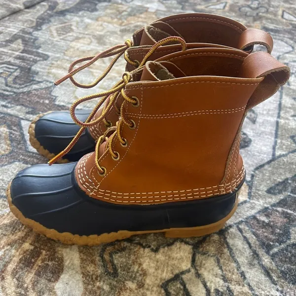 LL Bean‎ Tan Navy Women's Bean Boots 8" Tie Up Shoes - Image 3