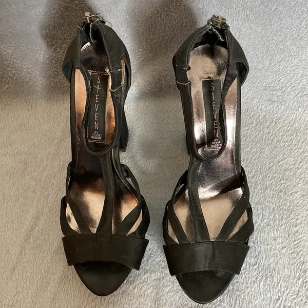 Steven by Steve Madden Haylow Black T-Strap Platform Heels Size 7 - Image 3