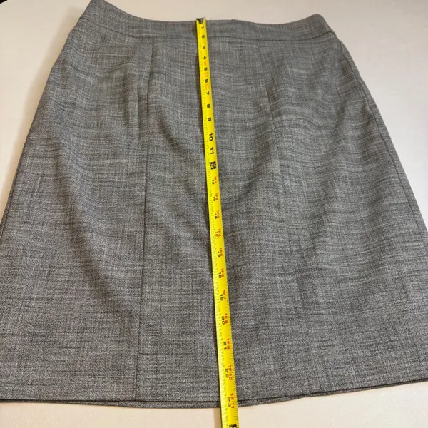 Ann Taylor Gray Textured Pencil Skirt Knee Length Career Wear Lined Back Vent - Image 5