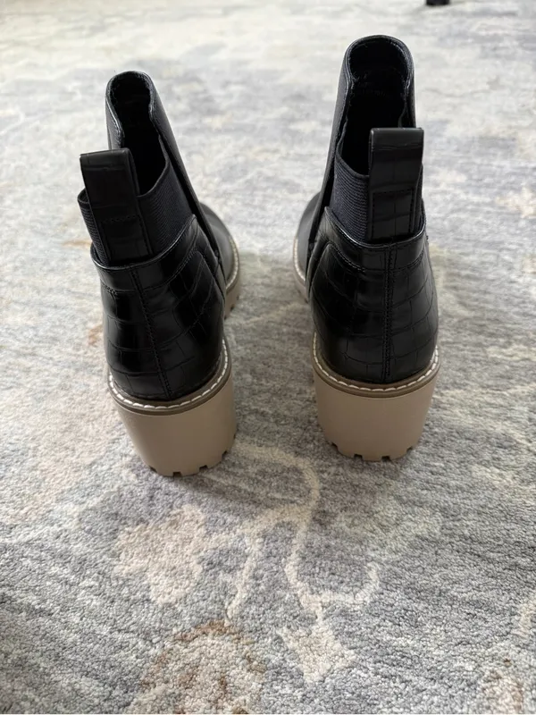 DV by Dolce Vita Black Boots Size 8 - Image 2
